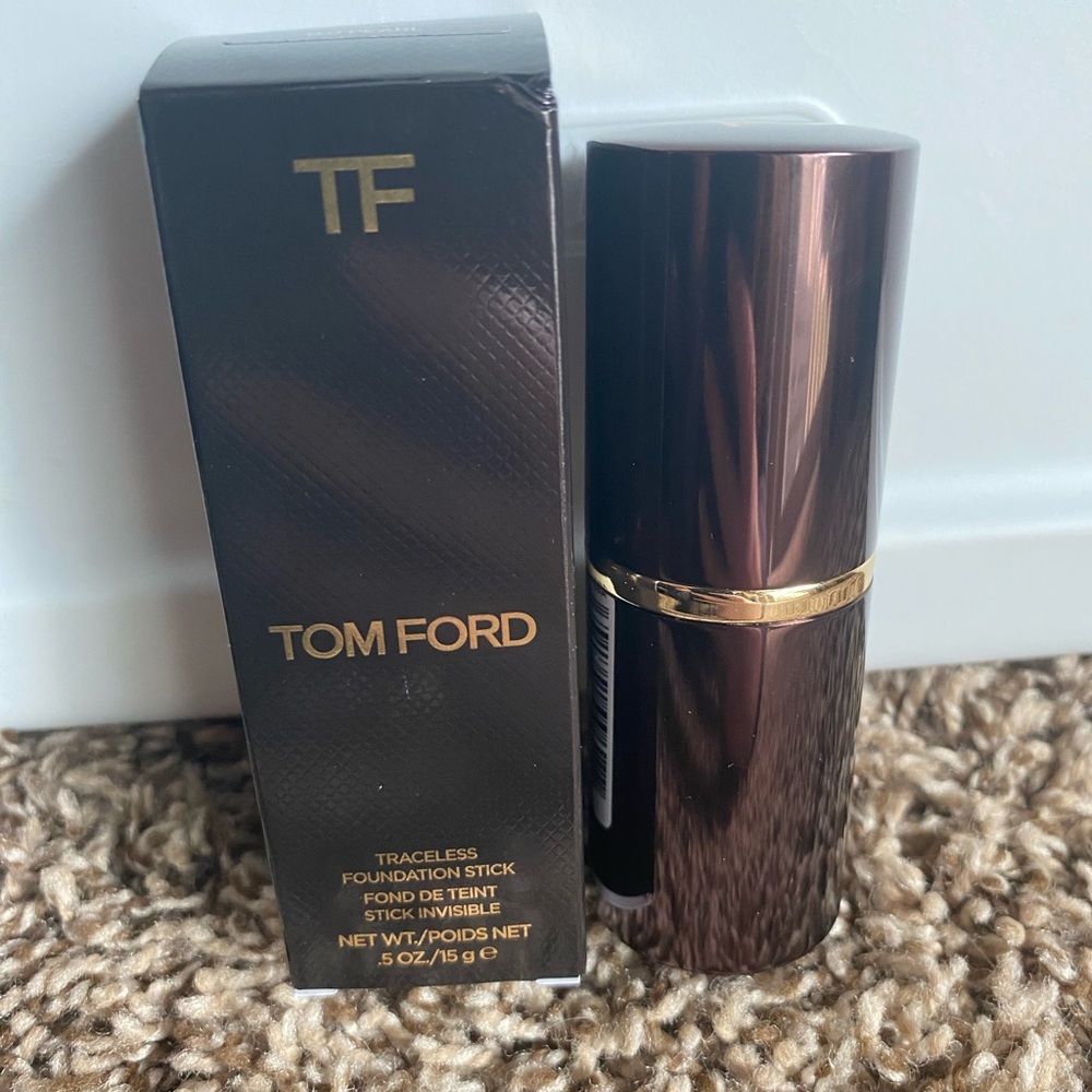 Tom Ford Traceless Skin Foundation Stick in 00 Pearl